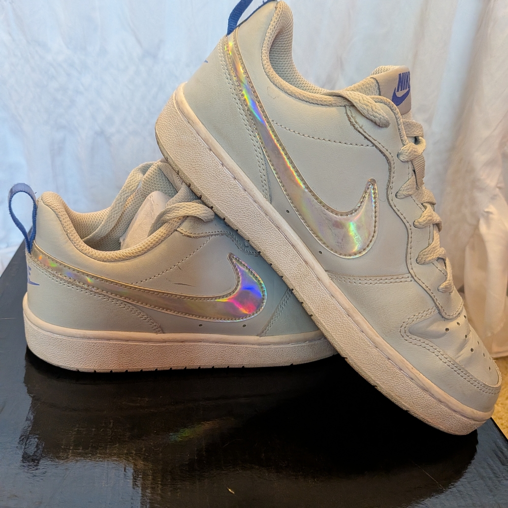 Nike Women's Court Vision Low White/Iridescent sneakers - 5.5Y- 7 W
